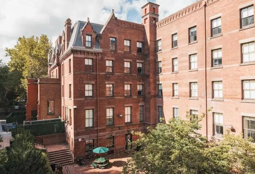 Hi Nyc Hostel