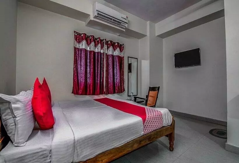 Fotos del hotel Oyo 10743 Silver Villa Guest House:  21