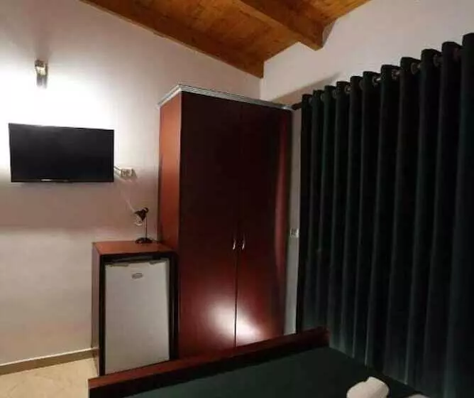 Fotos del hotel Mollanji:  15