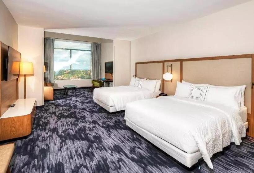 Fairfield Inn & Suites By Marriott Ottawa Airport