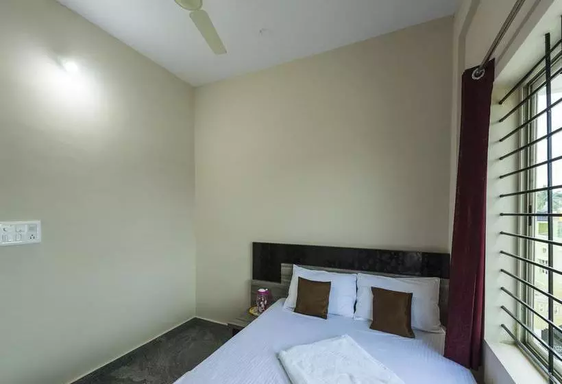 Fotos del hotel Oyo 9544 Hotel Crown Residency:  7