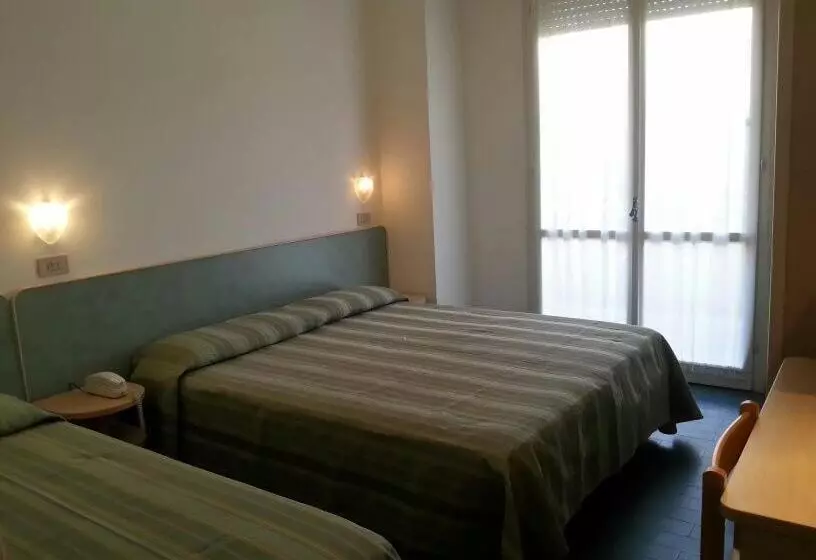 Fotos del hotel Family  Globus:  17