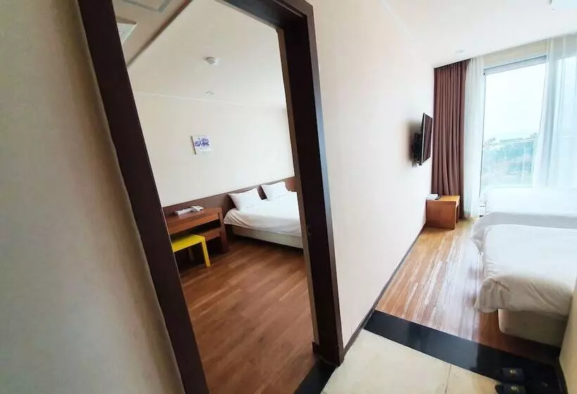 Fotos del hotel Jeju Jungmun Ocean Blue:  5