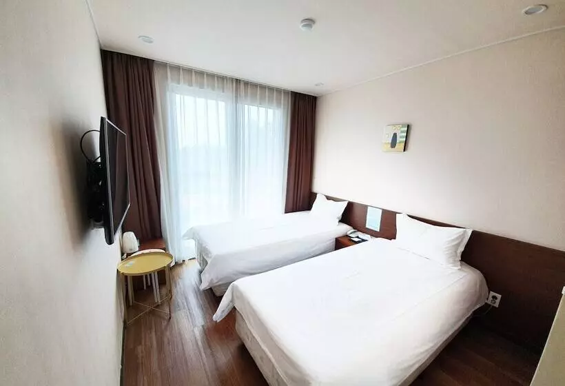 Fotos del hotel Jeju Jungmun Ocean Blue:  16
