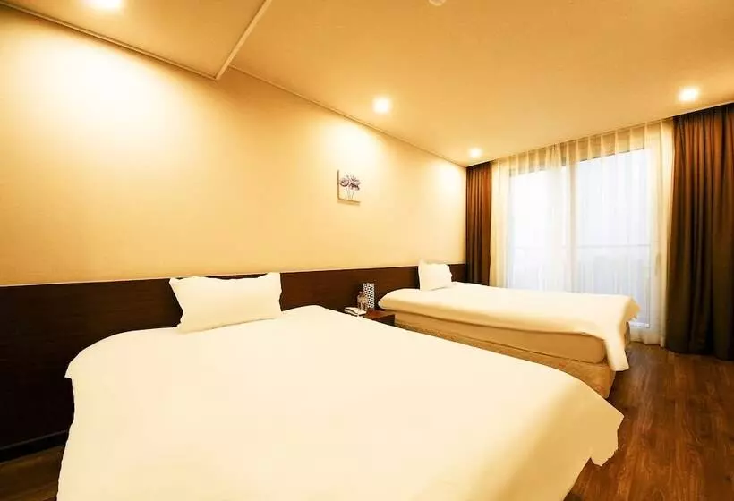 Fotos del hotel Jeju Jungmun Ocean Blue:  15