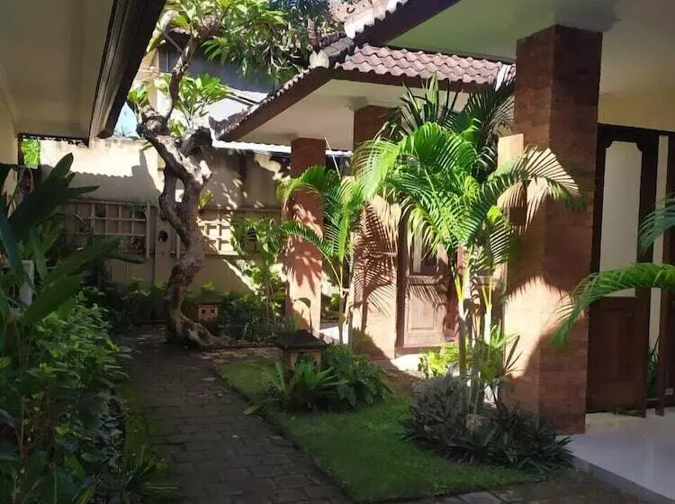 Fotos del hotel Mina Pelasa:  6