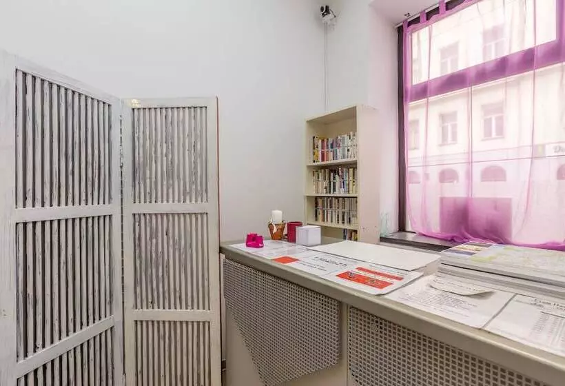 Fotos del hotel Pension Vienna Happymit:  4