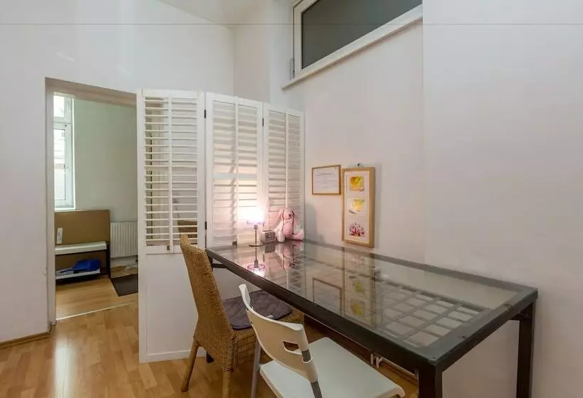 Fotos del hotel Pension Vienna Happymit:  7