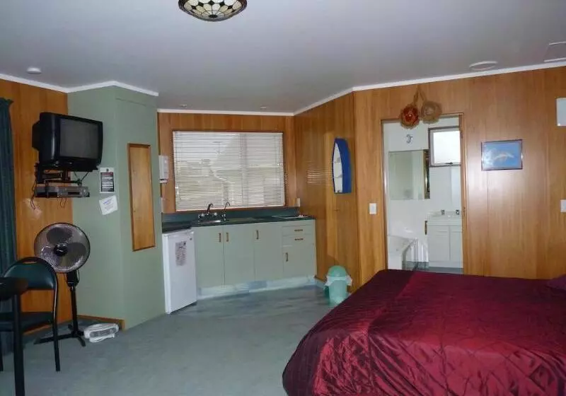 Fotos del hotel Nugget View & Kaka Point Motels:  3