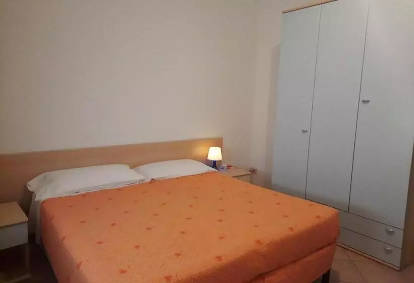 Fotos del hotel Girasole House:  9