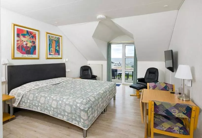 Fotos del hotel Hvalpsund Færgekro:  15