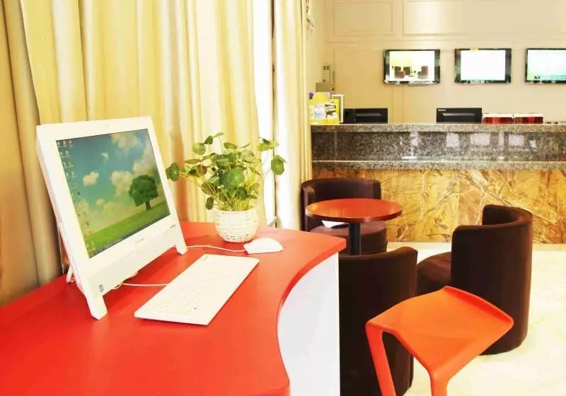 Fotos del hotel Greentree Inn Shandong Qingdao Development District Sdust Express:  24
