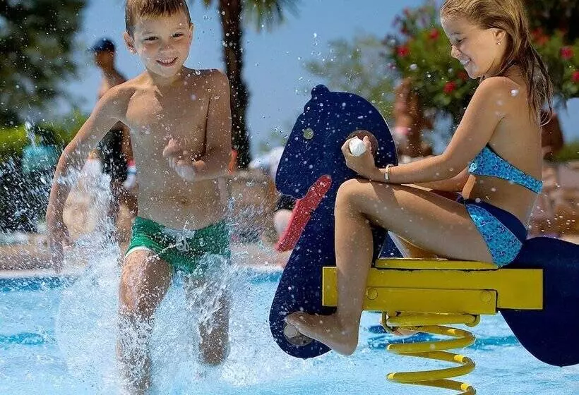 Fotos del hotel Lanterna Premium Camping Resort:  3