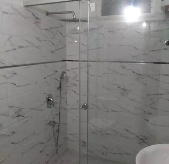 Fotos del hotel Fresh Living Prime Banjara:  5