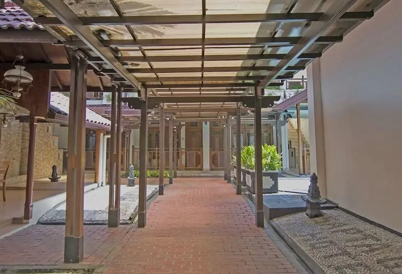 Fotos del hotel Saptagria:  8