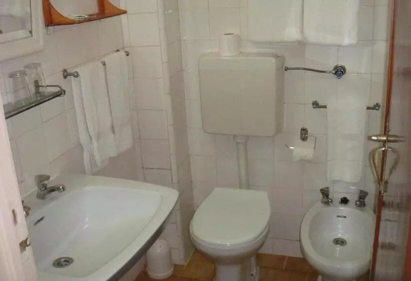 Fotos del hotel Pensão Residencial Luanda:  4