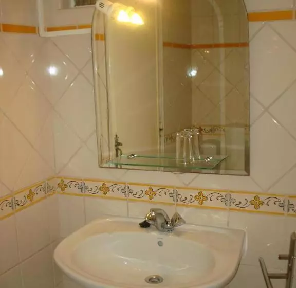 Fotos del hotel Pensão Residencial Luanda:  13