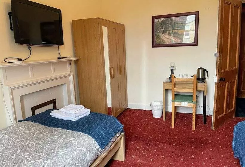 Fotos del hotel Airdenair Guest House:  8