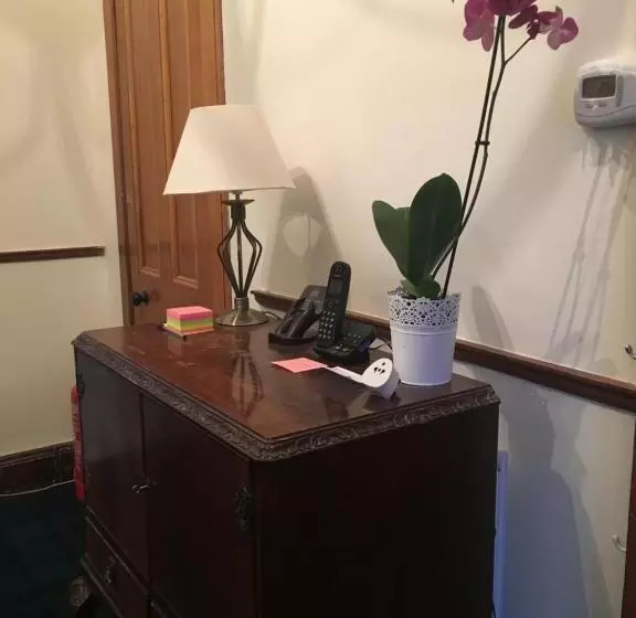 Fotos del hotel Airdenair Guest House:  25