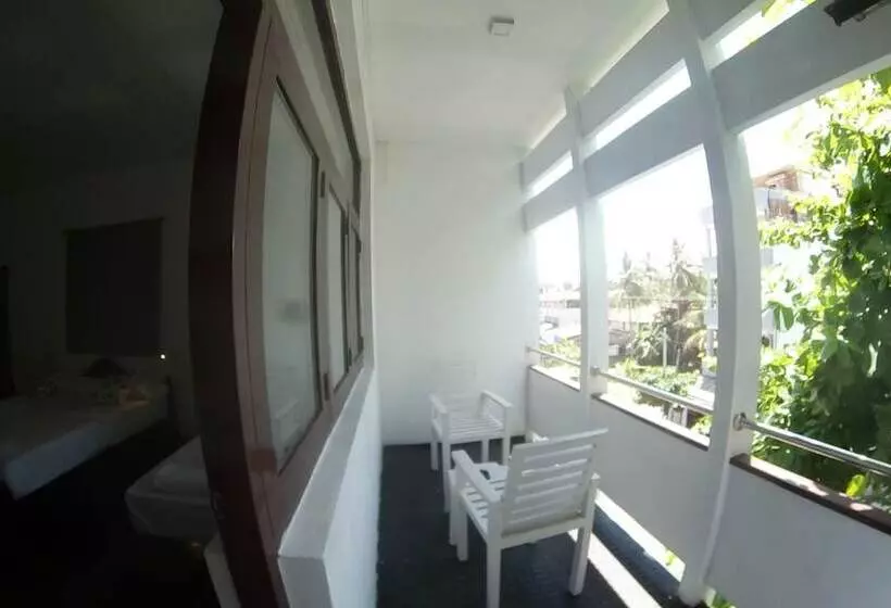 Fotos del hotel Coral Seas Beach Hikkaduwa:  3