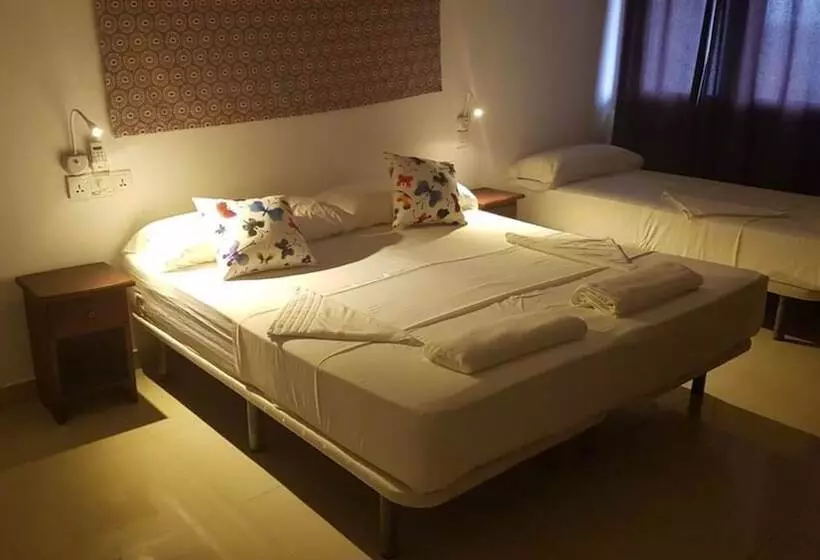 Fotos del hotel Coral Seas Beach Hikkaduwa:  7