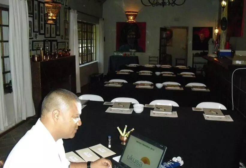 Fotos del hotel Emtonjeni Country Lodge:  12