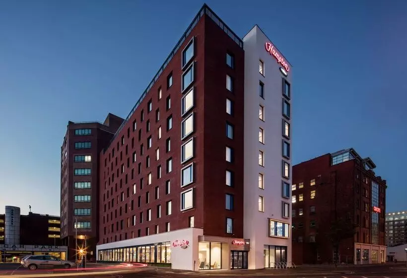 Fotos del hotel Hampton By Hilton Belfast City Centre:  1