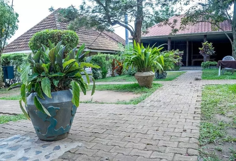 Fotos del hotel Buziga Country Resort:  8