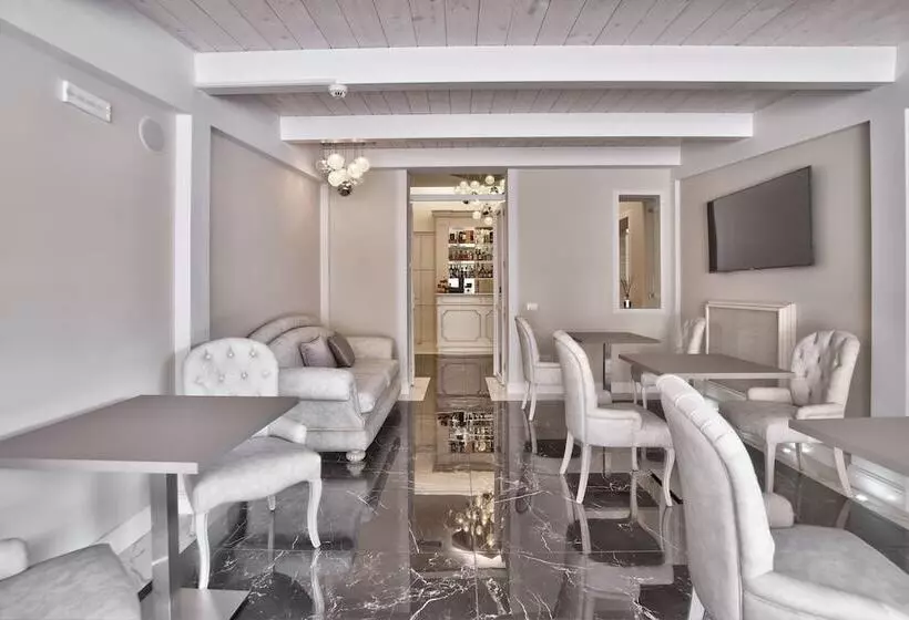 The Moon Boutique  & Spa