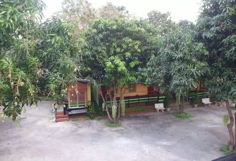 Home Hug Pak Sabai