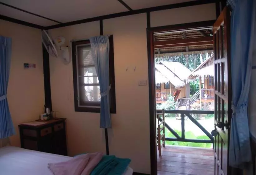 Fotos del hotel Jungle Garden:  21