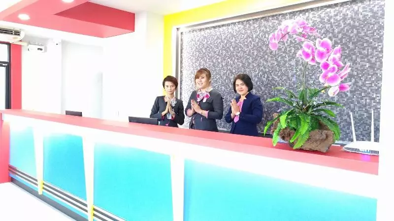 Fotos del hotel Sakura Budget:  3