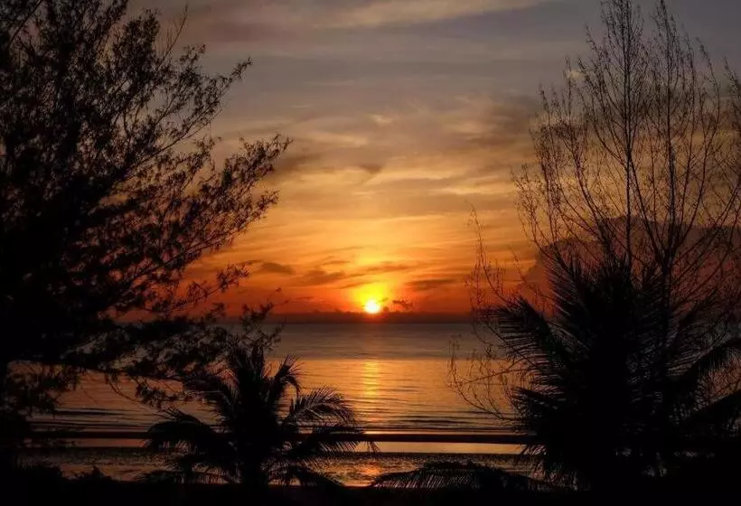 Fotos del hotel The Blue Sky Resort At Hua Hin:  2