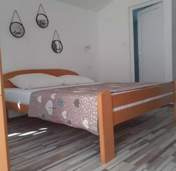 Fotos del hotel Pansion Glory:  18