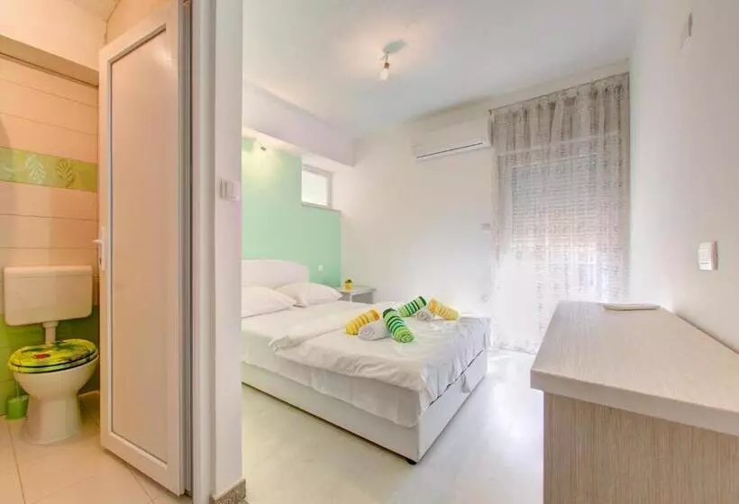 Fotos del hotel Pansion Glory:  11