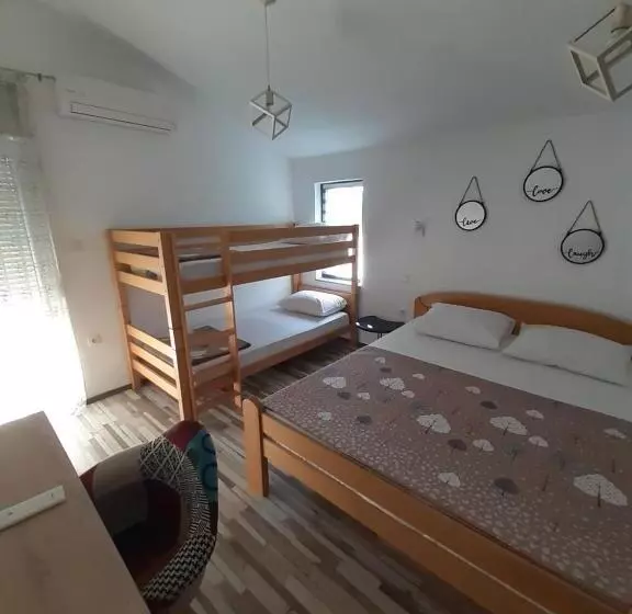 Fotos del hotel Pansion Glory:  21