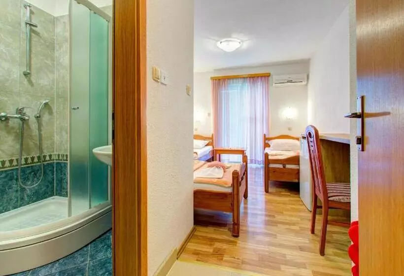 Fotos del hotel Pansion Glory:  19