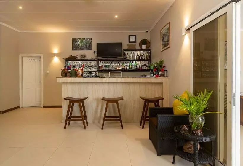 Fotos del hotel The Ridge Residence:  6