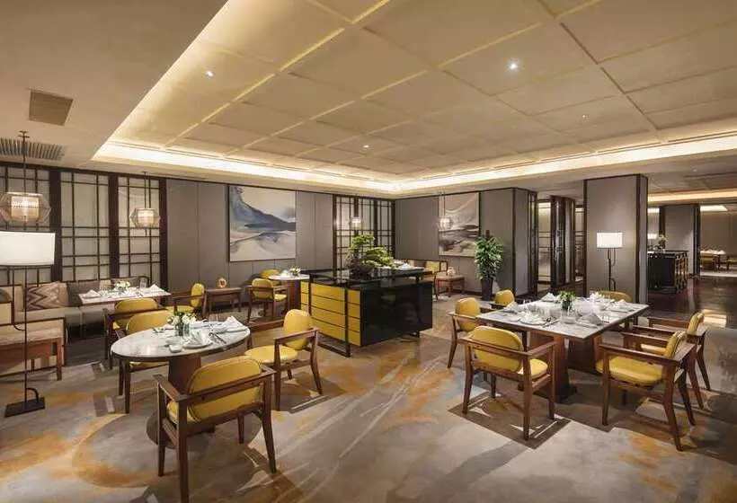 Fotos del hotel Hilton Dalian Golden Pebble Beach Resort:  11