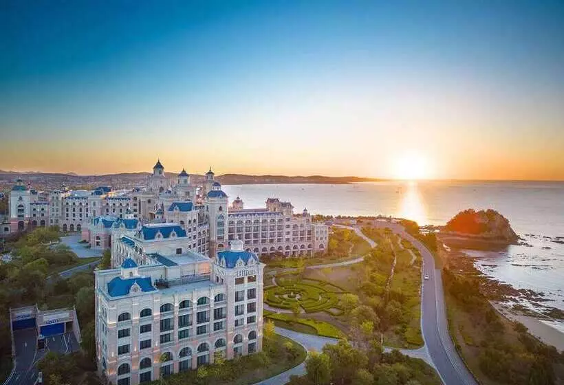 Fotos del hotel Hilton Dalian Golden Pebble Beach Resort:  21