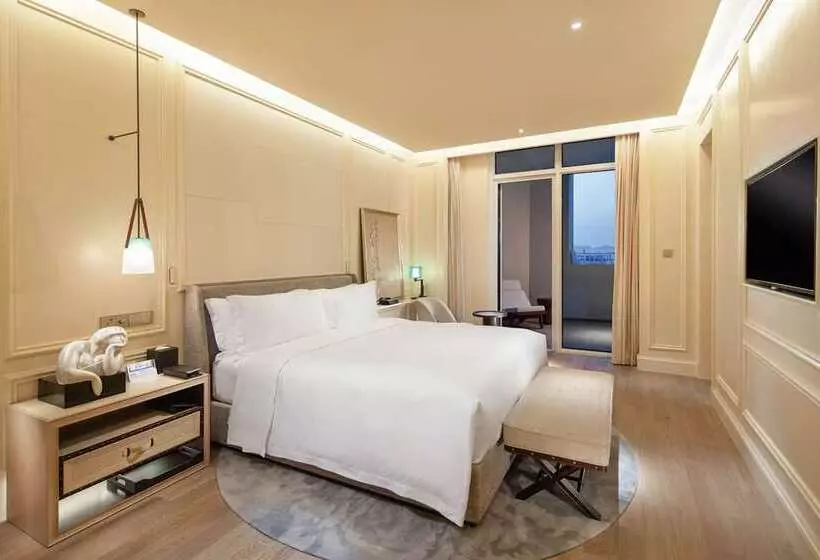 Fotos del hotel Hilton Dalian Golden Pebble Beach Resort:  9