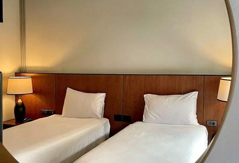 Fotos del hotel W22 By Burasari:  13