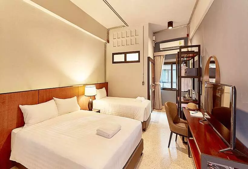 Fotos del hotel W22 By Burasari:  11