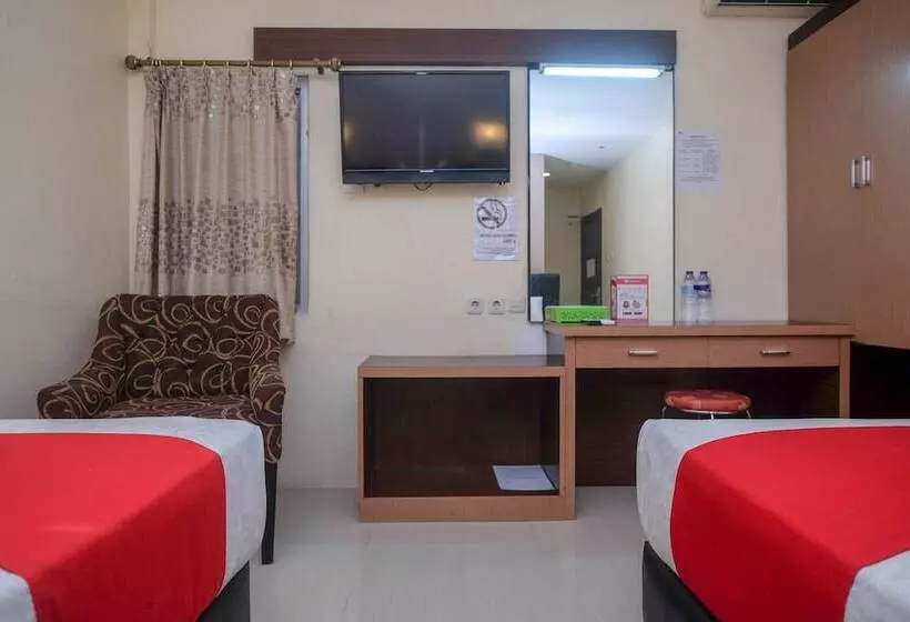 Fotos del hotel Reddoorz Plus @ Grand Populer:  17