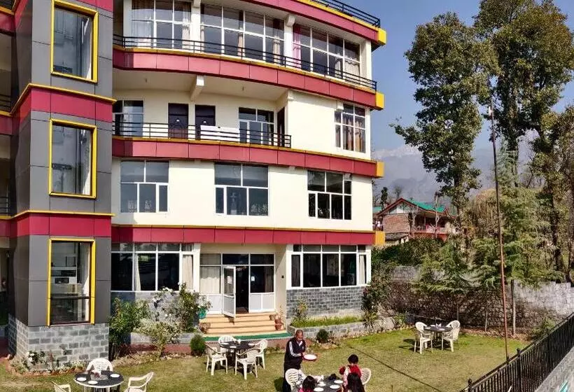 Fotos del hotel Highland Village Resort:  15