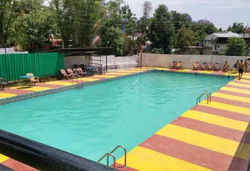 Fotos del hotel Highland Village Resort:  4