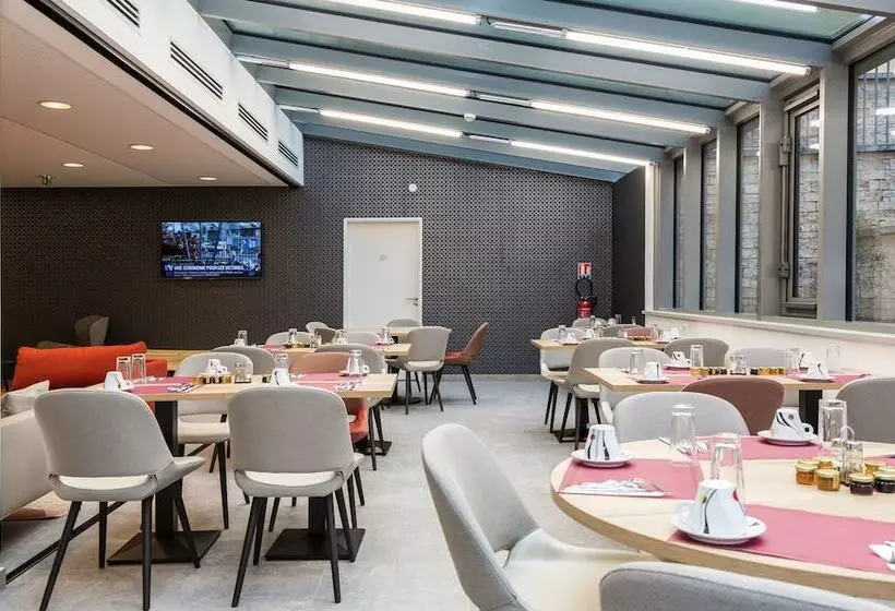 Fotos del hotel Odalys City Paris Montmartre:  5