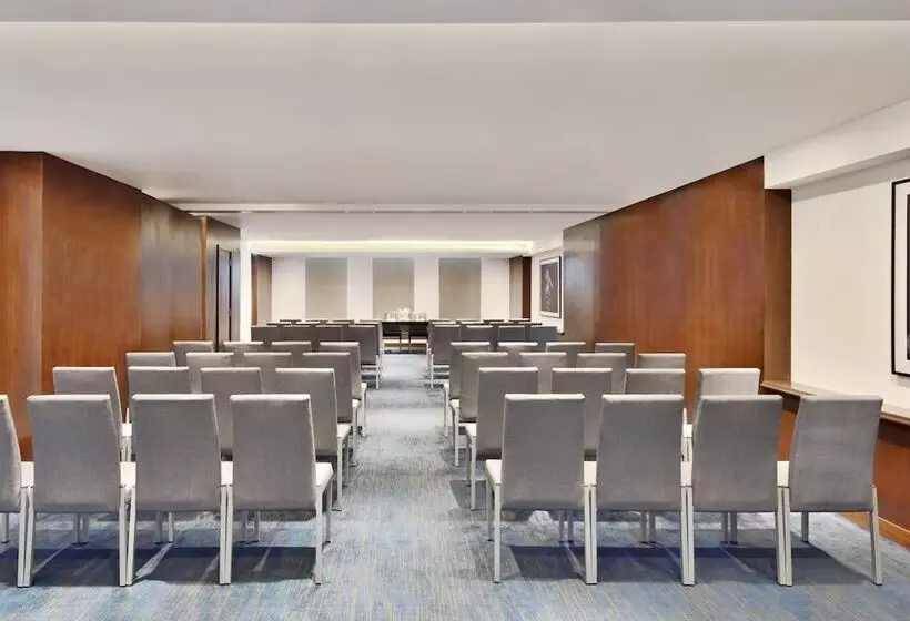 Fotos del hotel Fairfield By Marriott Chennai Omr:  5