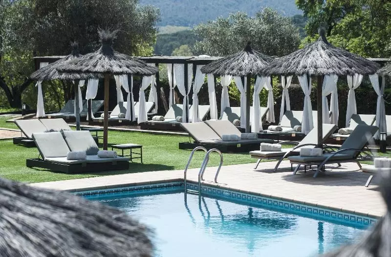 Suites Natura Mas Tapiolas