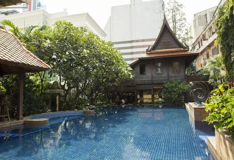 The Rose Residence Bangkok